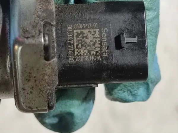 Sensor pressão óleo OEM 9834771480 para Opel Corsa F image 3