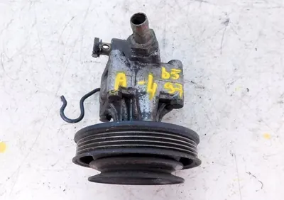 AUDI A4 B5 1.6 94-01 Servolenkungspumpe image 2