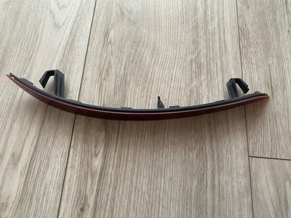 Reflector derecho de parachoques OEM 32293627 para Volvo XC60 II/XC90 image 2