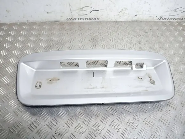 Nissan OEM 90810BU700 Bandeau Éclairage Plaque Arrière image 2
