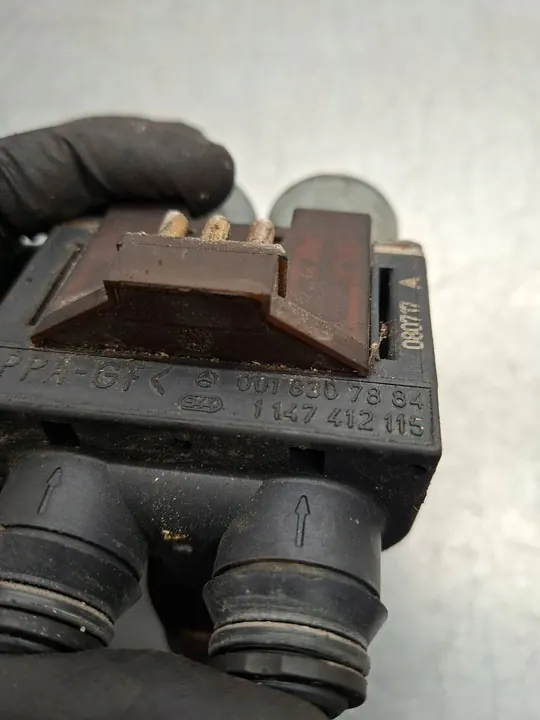 Electroventiel voor Mercedes-Benz E W211 OEM 0018307884 image 3