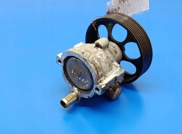 Renault servostyrpump OEM 8200054528 Begagnad image 3