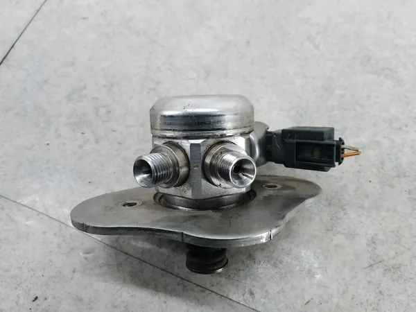 Bomba combustível alta pressão OEM 7562473 BMW 1 E81 image 5