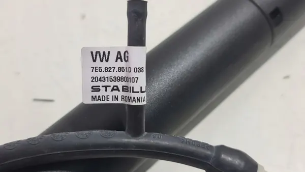 Kofferbak Gasveer VW T6 Transporter Multivan OEM 7E5827851D image 4