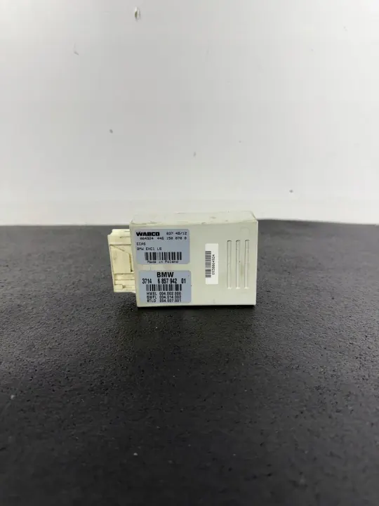 Módulo suspensão pneumática traseira OEM 6857942 BMW 7 image 2
