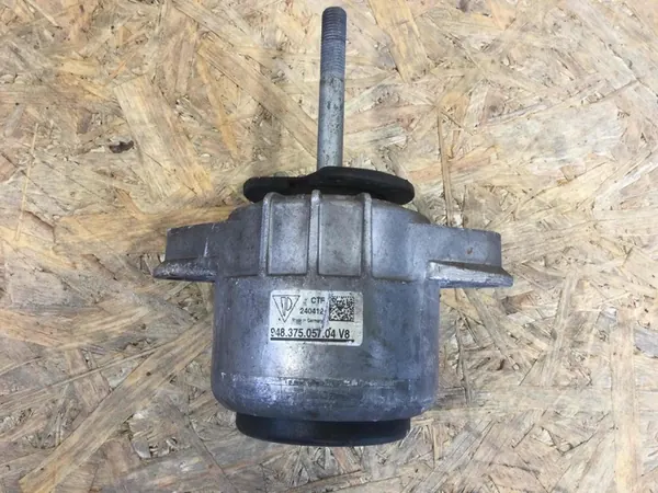 Linker motorsteun Porsche Panamera OE 94837505704 image 2