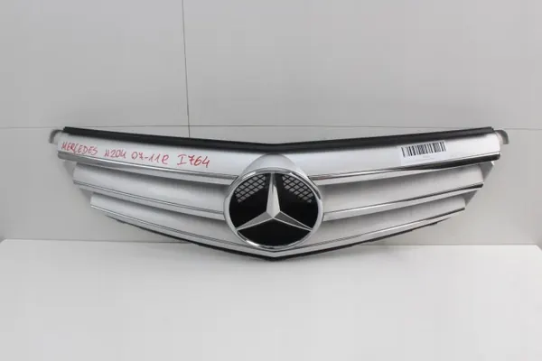 Puskurin ritilä OEM 375483239 Mercedes W204 2007-2011 image 2