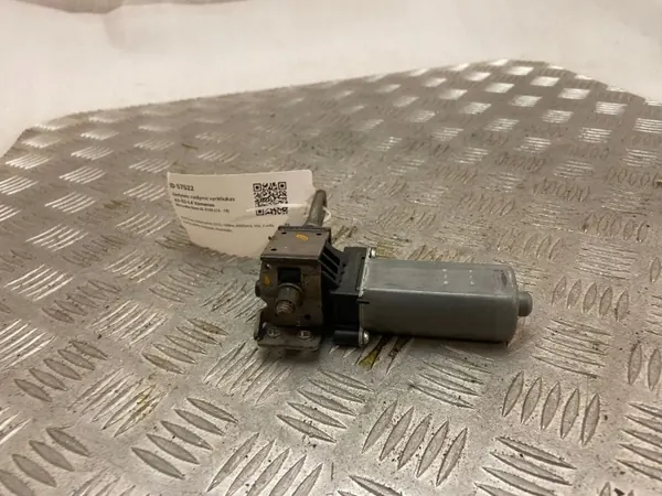 Motor de ajuste de asiento Mercedes-Benz GL X166 - Usado image 8