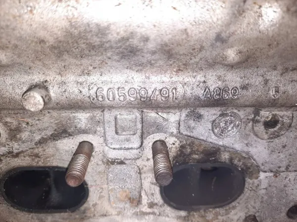 Alfa Romeo 147 1.9 JTD Sylinterikansi - Käytetty image 6