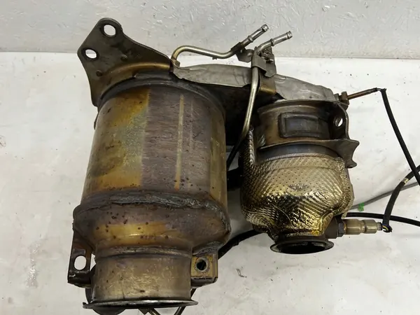 Catalyseur DPF + Capteurs VW Passat B8 Golf VII 04L131602P 04L131765AN image 9
