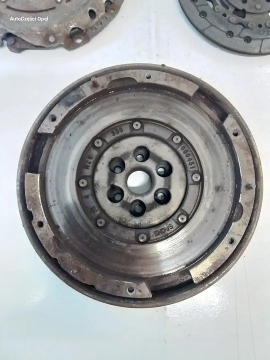 Opel Insignia A 1.8 Kaksimassajousi 55563420 image 4