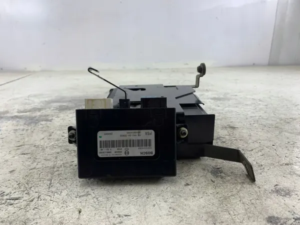 Changer CD Peugeot 607 OEM 9649604380 avec PDC image 8