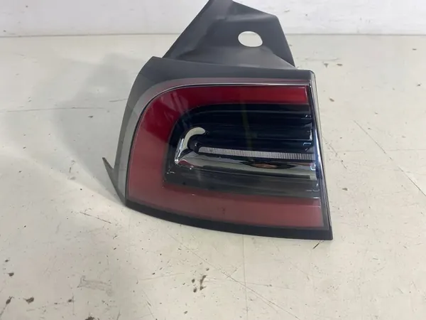 Vänster Baklampa Tesla Model 3 III Y EU image 2