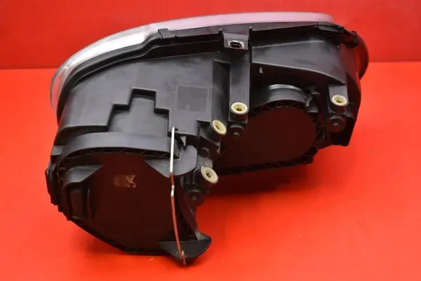 Vasen ajovalo VW Touran 2003-2006 2K0941005B image 2