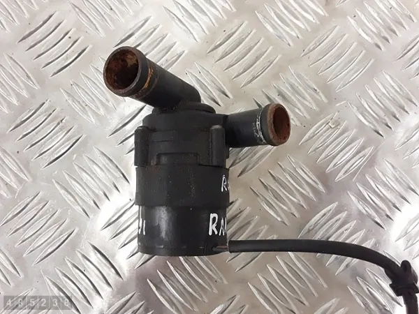 Land Rover Verwarming Waterpomp OEM 9002986B Gebruikt image 3