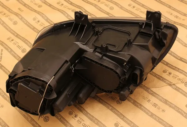 Volkswagen Oikea Etuvalaisin 1T0941006P image 2