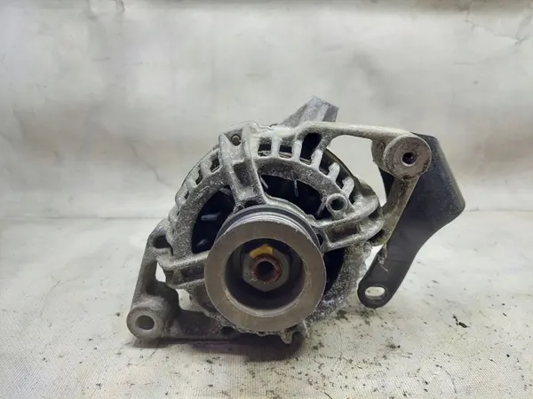 Vaihtovirtageneraattori Opel Astra 2.0 L OE 0124225002 image 3