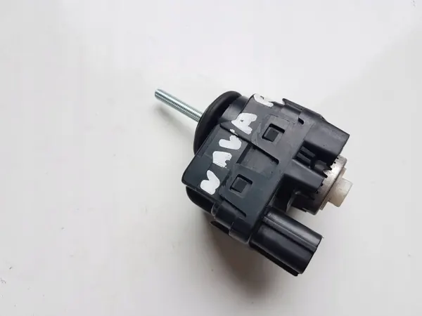 Motor ajustador farol Nissan OEM RUM34952 image 4