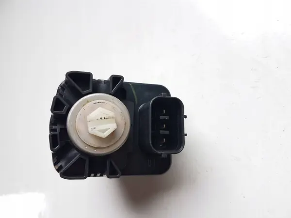 Motor ajustador farol Nissan OEM RUM34952 image 7