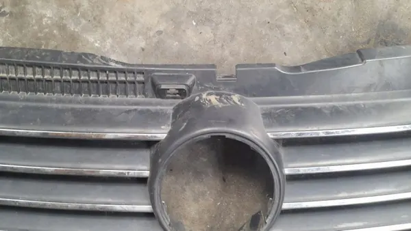 Calandre factice VW Passat B5 Lift FL 3B0853651L image 4