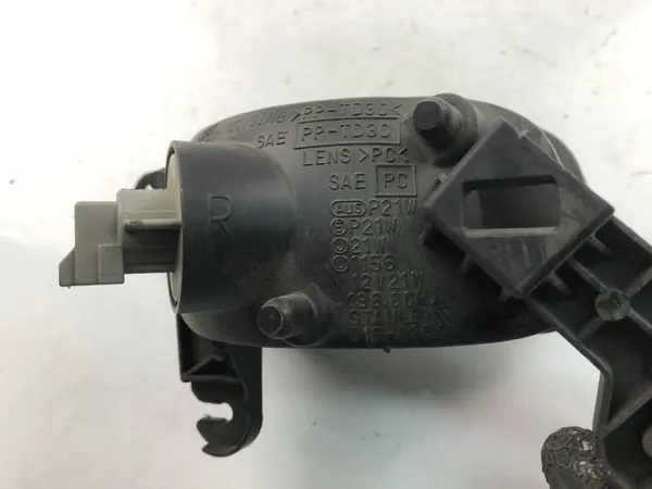 Luz Trasera Halógena Mazda 323 CV OEM 0168254R image 4