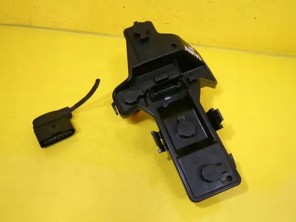 Insert Phare Arrière Droit OEM DRC99333 pour VW Touran image 6