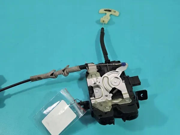 Fecho de porta-malas OEM C03747-104 Jaguar XF II image 8