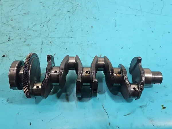 Virabrequim BMW OEM 7793904 M47 2.0D 122CV Usado image 5