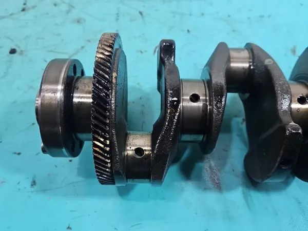 Virabrequim BMW OEM 7793904 M47 2.0D 122CV Usado image 7