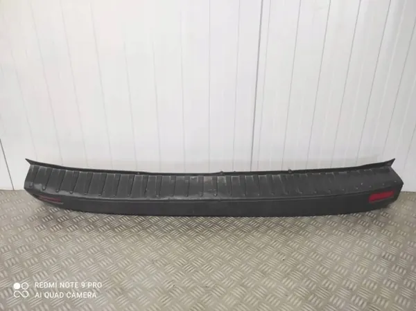 Ford Custom bakre stötfångare OEM BK2117E962 - Begagnad image 3