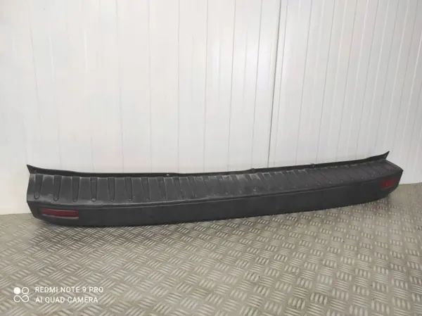 Ford Custom bakre stötfångare OEM BK2117E962 - Begagnad image 4