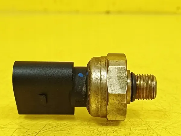 Sensor Pressão Combustível OEM DRC101218 VW Touran image 4