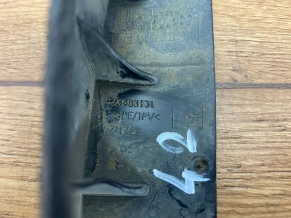 OEM 23483131PINYA Vasen deflektori Cadillac CTS III image 4