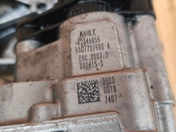 Pompe à huile Ford Mondeo MK5 2.0 TDCI OEM 9807727980 image 4