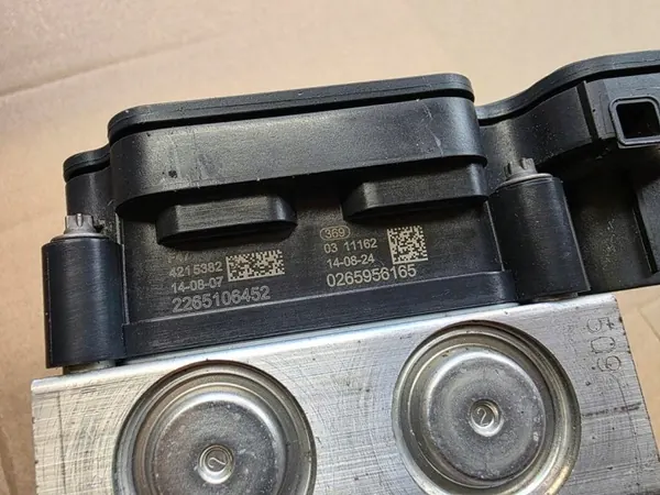 ABS-pumppu Nissan 476604CB2A 0265956165 (26) image 3