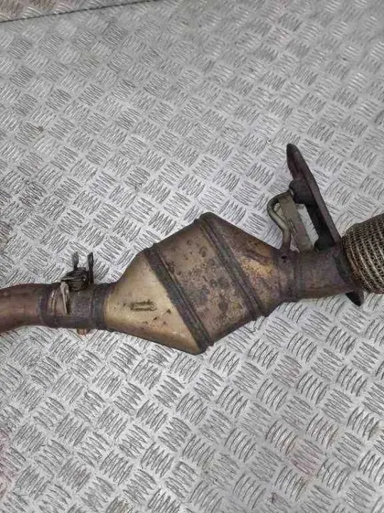 Katalysaattori OEM 3Q0131705D0 VW Passat B7:lle image 4