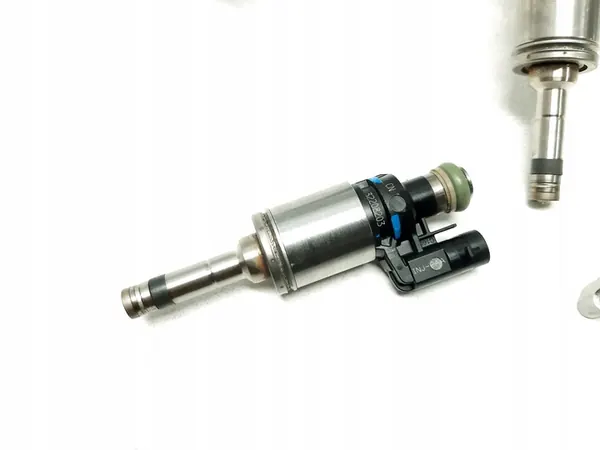 Bränsleskena VOLVO XC40 1.5 Turbo Hybrid 32208203 image 2