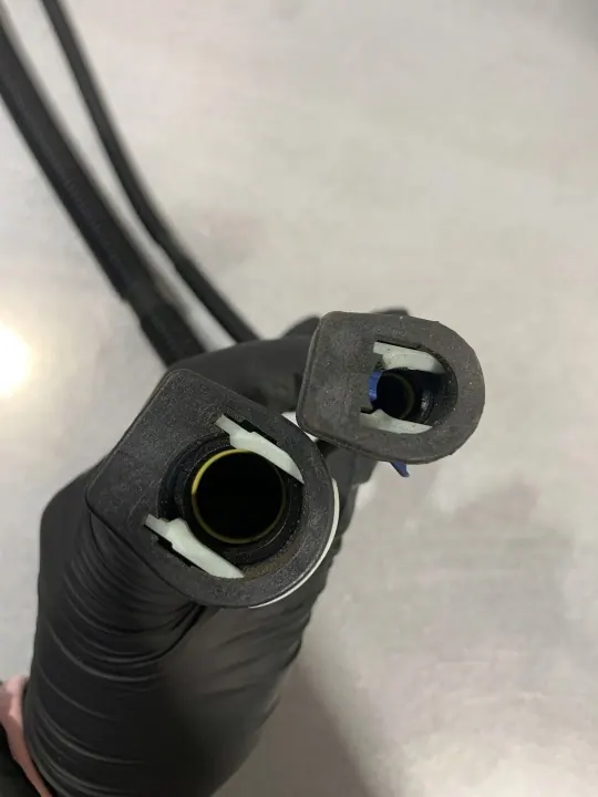 Conduite de carburant Jeep Compass OEM FBZ18636 - Occasion image 3