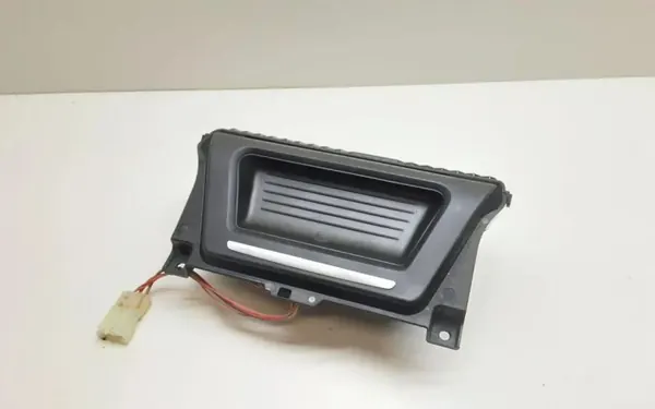 Cinzeiro Compartimento BMW 5 F10/F11 OEM 9171558 image 2