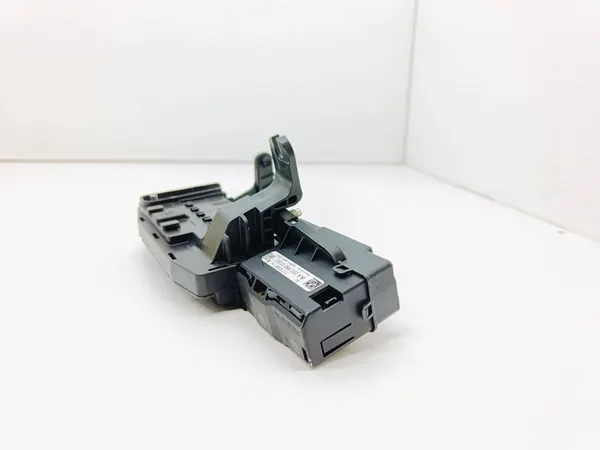 Mercedes-Benz ML W166 2014 Caixa de Fusíveis image 5