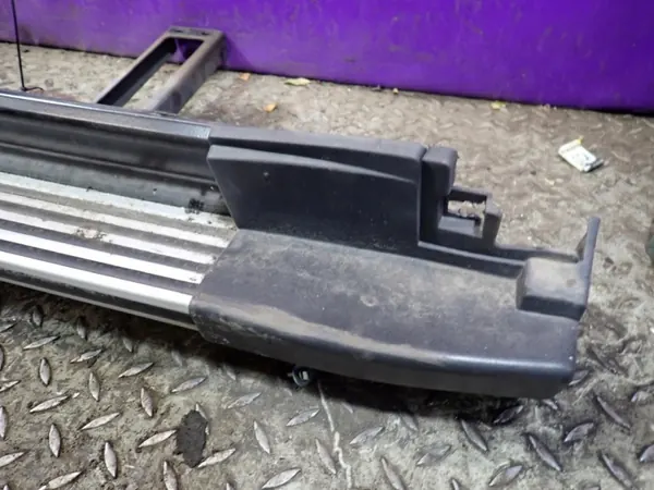 Honda CR-V III 06-09 vänster tröskel OEM Zawada-379341- image 3