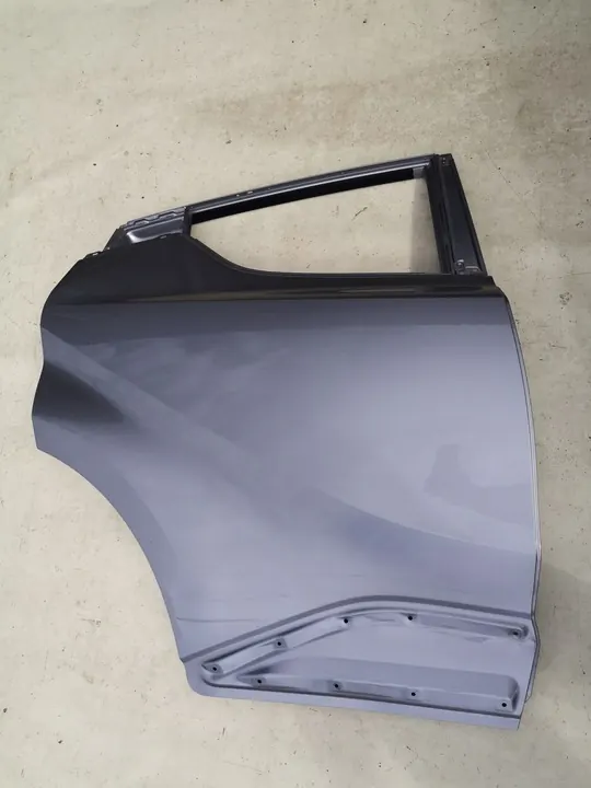 Bakre högra dörr Toyota CH-R 2016- OEM 67003F4010 image 3