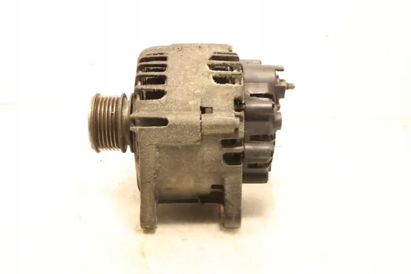 ALTERNATOR DACIA SANDERO 1.5 DCI 231003831R image 4