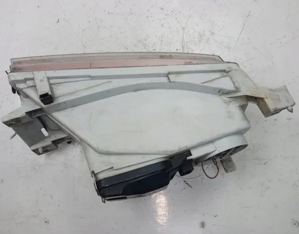 Vasen Etuvalo Skoda Octavia image 4