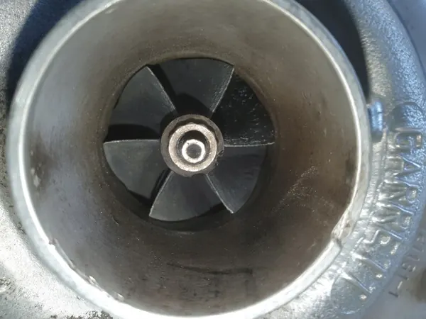 Turbo Renault Laguna II image 7