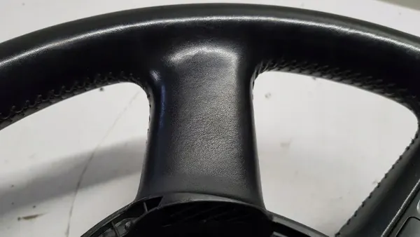 Audi A6 C6 Nahkaohjauspyörä OEM 4F0419091DB - Käytetty image 10