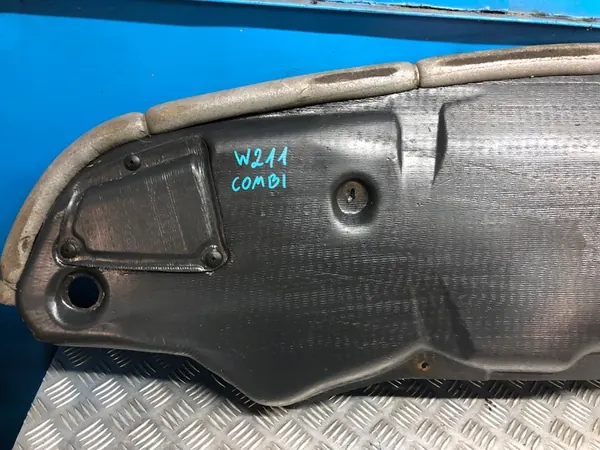 MERCEDES W211 2.2 CDI OM646 Underbody Shield image 2