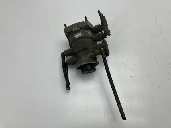 Soupape Commande Remorque Renault Magnum OEM 5010260938N image 2