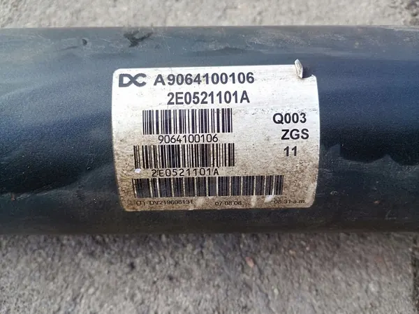 Drivaxel Mercedes Benz Sprinter A9064100106 image 3