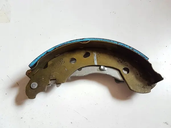 2012 Nissan Note Handbrake Shoes D4112BH00A image 2